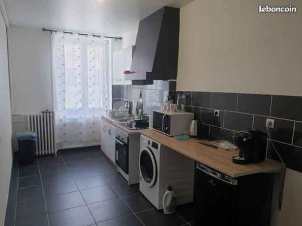 Appartement T2 Courte Duree Coup De Coeur Toute A 5 Minutes Saint-Etienne  Exterior foto